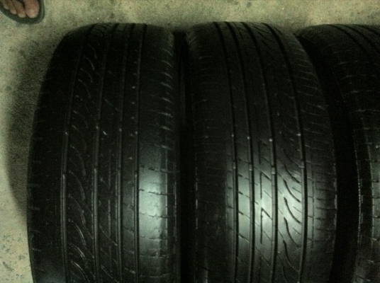 บริสโตน.195/60/15ปี13 มีปะหน้ายาง ชุด1200บ.โทร.0879050181.ส่งได้ทั่วไทยคับ. บริสโตน.195/60/15ปี13 มีปะหน้ายาง ชุด1200บ.โทร.0879050181.ส่งได้ทั่วไทยคับ.
