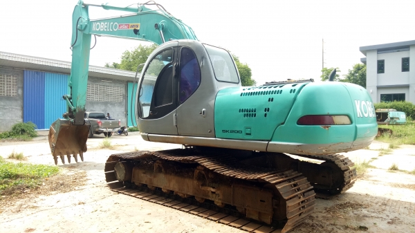 ขายด่วนๆKOBELCO รุ่น5 MV SUPPER เอกสารแจ้งจำหน่าย เอวแน่น ไฟฟ้าเต็ม โซ่หนา น็อตจันใบหลวม กระจกด้านบนแตก สภาพโดยรวมเร็ว ราคาตัดสดลดได้อีก. เงินไม่พอเราจัดแนนท์ให้ตามสภาพราคา690000บาทโทไอดี0843923995 ดูรถ จ.ขอนแก่น