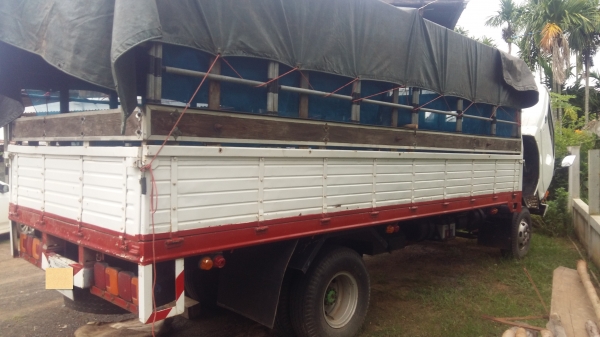 Hino km 779 เครื่อง 117 แรง Fหน้าหลัง กระบะต่อใหม่5.5M แอร์หนาว เอกสารครบ ***380,000*** ต่อรอง