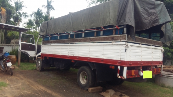 Hino km 779 เครื่อง 117 แรง Fหน้าหลัง กระบะต่อใหม่5.5M แอร์หนาว เอกสารครบ ***380,000*** ต่อรอง
