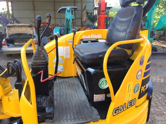 ชุดใหม่ มาแล้วนะครับ จองก่อนได้ก่อน  KOMATSU PC30FR-2 ปั้มนิ้ว,คอนโทนน้ำมัน 4,xxxชั่วโมง รถนอกนำเข้า   (ฟรี)เก็บรายละเอียด,พร้อมส่งทั่วไทย