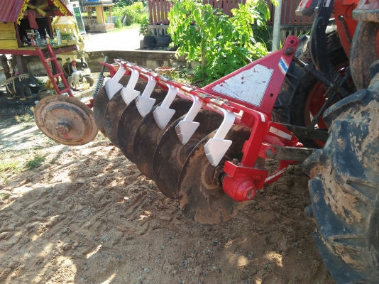 งดต่อรองครับ24000 บาทครับ ขายด่วนครับCMTใบ24*6โครงสร้างตรงโรงงานครับสำหรับรถไถ45แรงขึ้นครับ