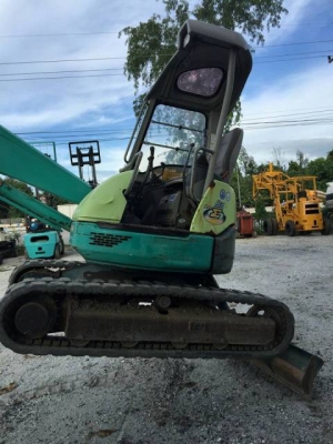 ขายรถขุด Yanmar รุ่น B3-5 เครื่องยนต์ตัวใหม่ เก่าญี่ปุ่นแท้ 100\%