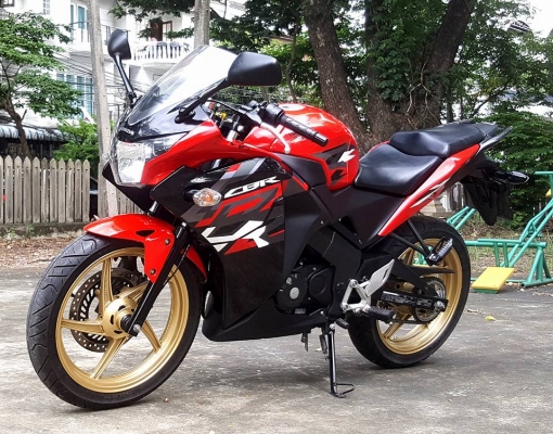HONDA CBR 150 ปี2016แท้ สวยวิ่งน้อย ไม่มีล้มแน่นอน