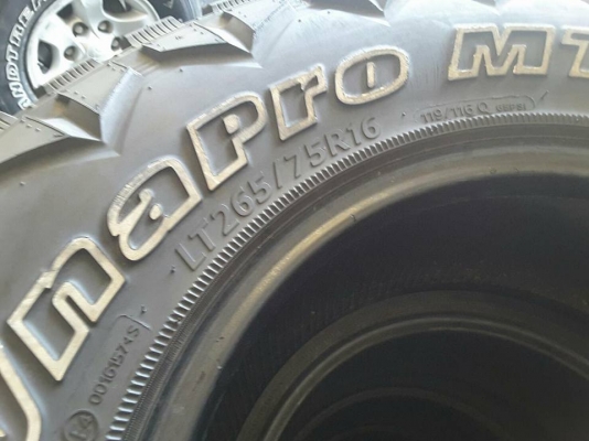 Hankook MT 265-75-16 สิ้นปี11 สภาพสวยๆ 1ชุด Hankook MT 265-75-16 สิ้นปี11 สภาพสวยๆ 1ชุด