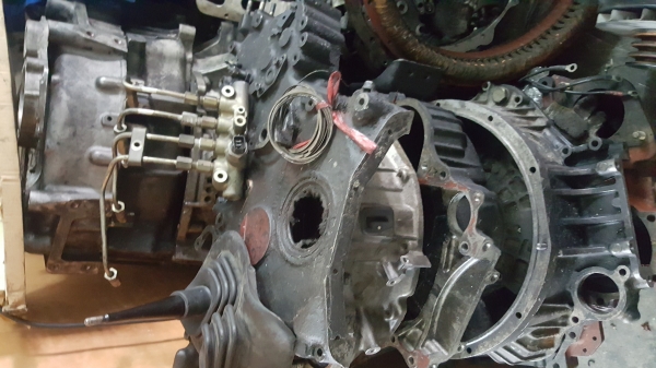 อะไหล่เครื่องยนต์ ดีเซล เสื้อสูบ ฝาสูบ ลูกสูบ เพลาราวลิ้น ข้อเหวียง ไดสตาร์ท ไดชาร์จ ปั้มน้ำมัน เกียร์ เฟืองเกียร์ เพลาท้าย เฟืองท้าย กระปุก