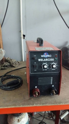 เครื่องเชื่อม Welpro arc 200 มือสองสภาพดี รับประกันหลังการขาย 3 เดือน เครื่องเชื่อม Welpro arc 200 มือสองสภาพดี รับประกันหลังการขาย 3 เดือน