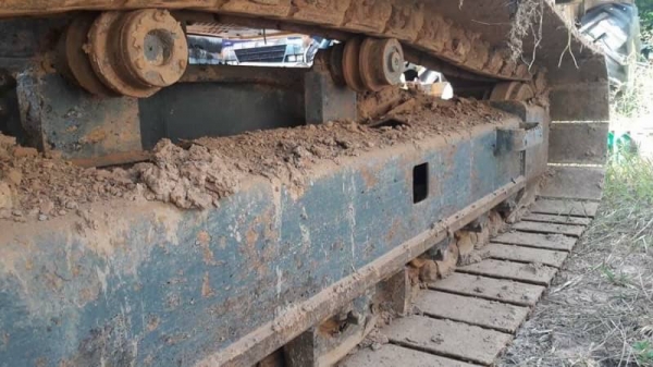 ขาย 1,665,000 บาท SUMITOMO SH210-5 ทำงาน 1x,&times;&times;&times; ชม. เครื่องดี ปั้มแรง โช่หนา เอวแน่น ไฟฟ้าครบ เอกส่ารเล่มทะเบียน  รถอยู่ จ.นครพนม 090-772-3710,090-772-3708