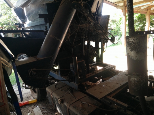 ขาย 4 ล้อ เครื่อง 85 แรงตู้นวดข้าว 5 ฟุตไทเส็ง ขาย 4 ล้อ เครื่อง 85 แรงตู้นวดข้าว 5 ฟุตไทเส็ง