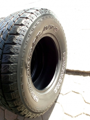 265/70R16 YOKOHAMA GEOLENDER A/T-S ปี14 ชุด 4 เส้น โทร.081-427-3951