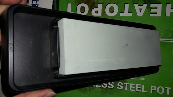 ขายหินลับมีด KAL MADE.IN JAPAN. ละเอียดมาก ขนาดยาว7" กว้าง2.2" หนา1/2"