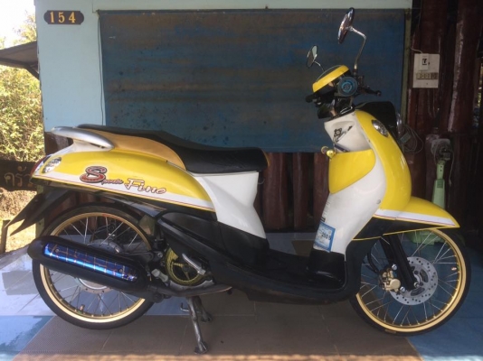 Fino สีเหลือง ขาว เครื่องดีเดิมๆ สภาพสวยพร้อมใช้งานครับ Fino สีเหลือง ขาว เครื่องดีเดิมๆ สภาพสวยพร้อมใช้งานครับ