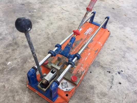 ขายแท่นตัดกระเบื้อง CORTADOR TS-40 เก่านอก