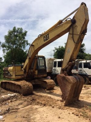 Cat 320 v 1 670,000 .- รถพร้อมใช้งานราคาต่อรองได้