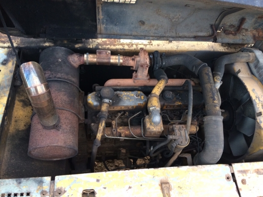 Cat 320 v 1 670,000 .- รถพร้อมใช้งานราคาต่อรองได้