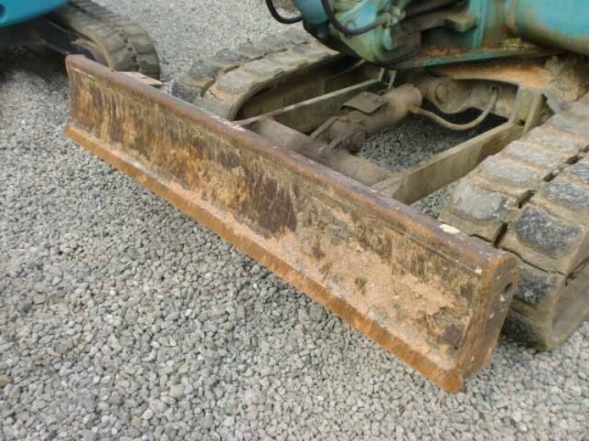 Komatsu PC40-7 รถอยู่ญี่ปุ่น สั่งนำเข้าโทร. 080-6565422 (หนิง)