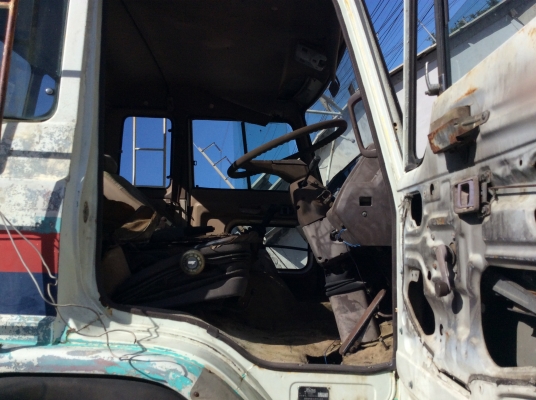 รถเทนเลอร์ ท้ายลาด 10 ล้อ 2 เพลา HINO FM186 เครื่อง EL191 แรง (รถผมเอง)