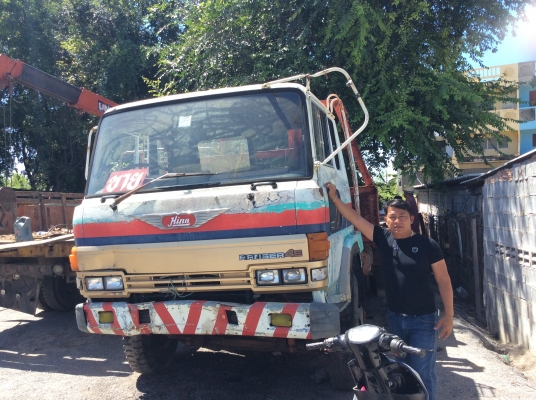 รถเทนเลอร์ ท้ายลาด 10 ล้อ 2 เพลา HINO FM186 เครื่อง EL191 แรง (รถผมเอง)