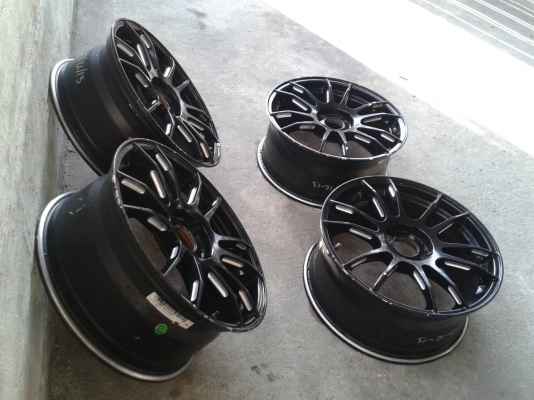 ขอบ17นิ้ว4รู100 ชุดนี้ ลดราคาเหลือ 4300 บาท