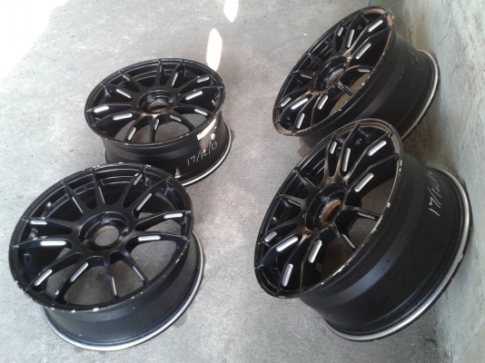 ขอบ17นิ้ว4รู100 ชุดนี้ ลดราคาเหลือ 4300 บาท