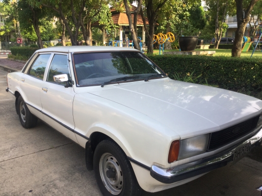 FORD   CORTINA