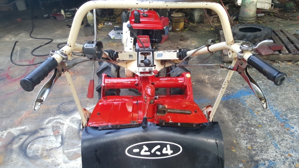 รถพรวนดิน ดีเชล 8 แรง สวยๆๆ  รหัสสินค้า C2 - 7 สอบถามต่อรองได้ขายได้ขาย