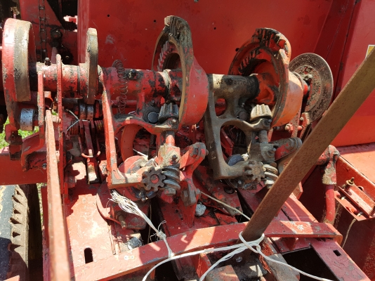 เครื่องอัดฟาง 99000 เท่านั้น