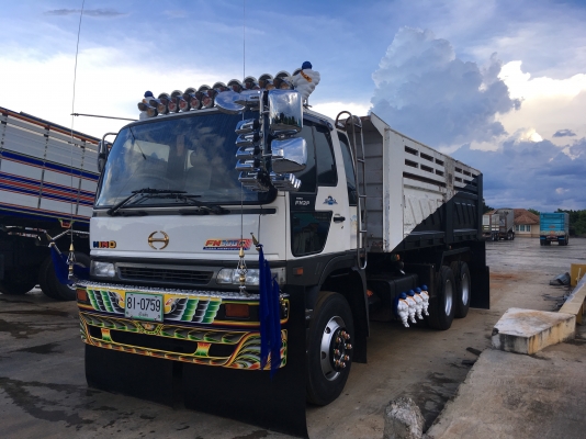 ขายด่วนสิบล้อสองเพลาดั้มสามมิตรยูโรทู 2P300แรงปี46 มีระบบลาก