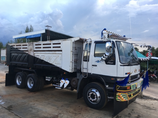 ขายด่วนสิบล้อสองเพลาดั้มสามมิตรยูโรทู 2P300แรงปี46 มีระบบลาก