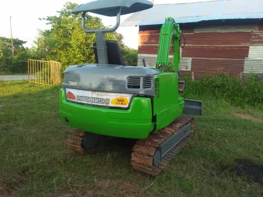 แบคโฮ MM35B พร้อมใช้ มีลายหัวแย๊ก