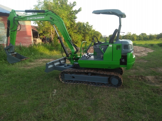 แบคโฮ MM35B พร้อมใช้ มีลายหัวแย๊ก