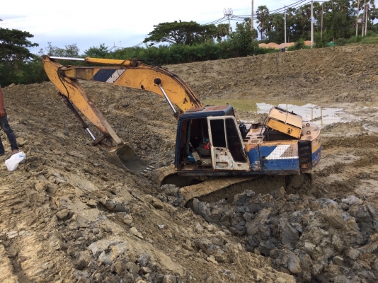 ขายรถแบคโฮ KOBELCO SK07 ตัวเดินใหญ่ ราคา 400000