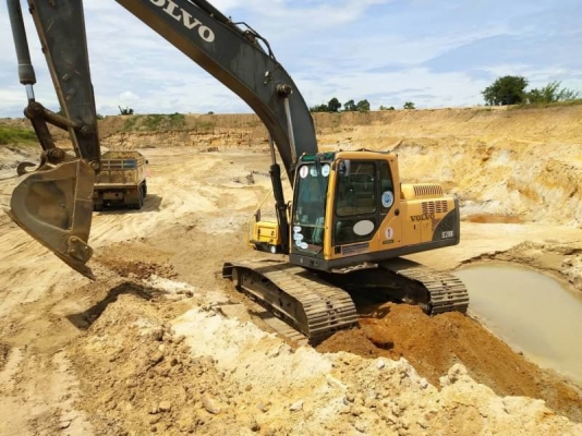 ขาย 1,080,000 บาท VOLVO EC210B PRIME ทำงาน 17,xxx ชม. เครื่องดี ปั้มแรง โซ่หนา เอวแน่น ไฟฟ้าครบ เอกสารเล่มทะเบียน รถอยู่ จ.สุพรรณบุรี โทร&ไอดีไลน์ 0610710295 ขาย 1,080,000 บาท VOLVO EC210B PRIME ทำงาน 17,xxx ชม. เครื่องดี ปั้มแรง โซ่หนา เอวแน่น ไฟฟ้าครบ เอกสารเล่มทะเบียน รถอยู่ จ.สุพรรณบุรี โทร&ไอดีไลน์ 0610710295