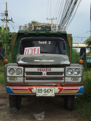 10ล้อดั้ม2เพลา มีสโลน์