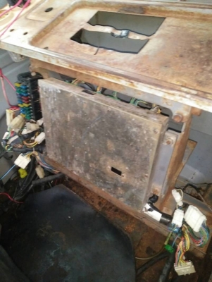 ขายด่วน SUMITOMO SH200 สภาพสวยพร้อมใช้งาน เครื่องปั้มดีเยี่ยม โซ่ช่วงล่างพร้อมใช้งาน เอวแน่น ไฟห้าตัด มอเตอร์คันเร่ง เอกสารเล่มทะเบียน สนใจโทรสอบถาม 093-0764943  088-3223272  K ตั้ม