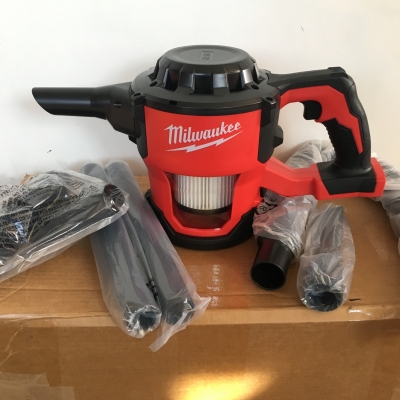 ดูดฝุ่นไร้สาย Milwaukee 0882-20 (ไม่รวมแบตและแท่นชาร์จ)