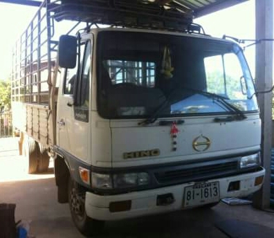 หกล้อ ฮีโน่ FC 3J JO7C 175 HP ช่วงยาว 5.50ม.รถสภาพดีสวยบางเดิมพร้อมใช้งาน ทะเบียนพร้อมโอน รถบ้านใช้ง