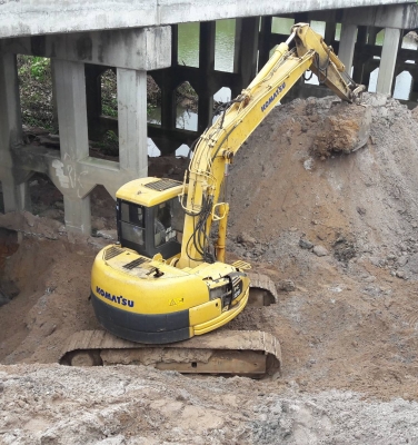 ขาย!! &gt;&gt;&gt; Komatsu Pc128 ไลย์หัวเจาะ+แถมหัวเจาะ อินวอย ไฟฟ้าครบ &lt;&lt;&lt; เบอร์ติดต่อ 098