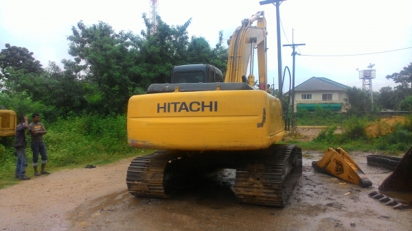 HITACHI 200-1 ZX 1,200,000 ต่อรอง เอกสารอินวอย ติดต่อ 086-314-3259  เล็ก