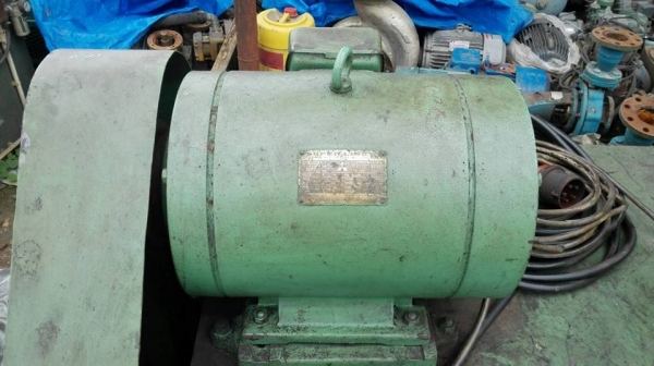 เครื่องม้วนเหล็กญี่ปุ่น หน้ากว้าง 2000 มม ม้วนหนา 25 มม เพลาตัน 12" หัวเพลาม้วนแป้ปได้ นน 7000 kg เก่านอกพร้อมใช้