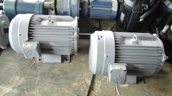 ** SOLD ** มอเตอร์รุ่นใหม่ Mitsubishi 10 HP 1430 RPM 380V สภาพสวยสดเดิมๆพร้อมใช้ ** SOLD ** มอเตอร์รุ่นใหม่ Mitsubishi 10 HP 1430 RPM 380V สภาพสวยสดเดิมๆพร้อมใช้