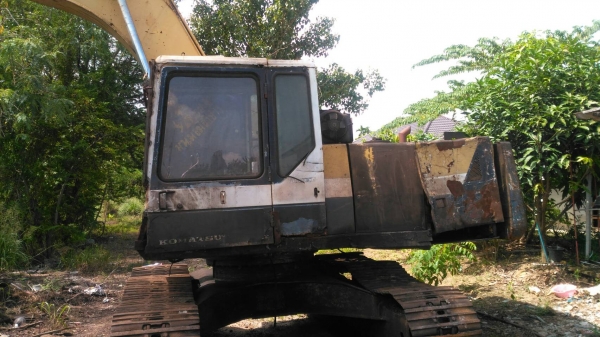 ขายรถแบคโฮ KOMATSU PC200-5ติดคีบ ขายรถแบคโฮ KOMATSU PC200-5ติดคีบ