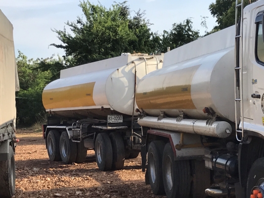 ขายแทงค์บรรทุกน้ำ 2 ใบ