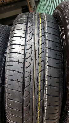 ขายล้อแม็กป้ายแดง nissan almera 15" พร้อมยางปี17 สนใจติดต่อร้าน ก.เจริญการยางครับ 081-3747940