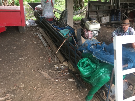 เทรลเลอร์บรรทุกหนักเชสซีแหนบ 8 ล้อ  พร้อมเครื่องขึ้นมันฯ ใช้น้อย ยางสวยๆ