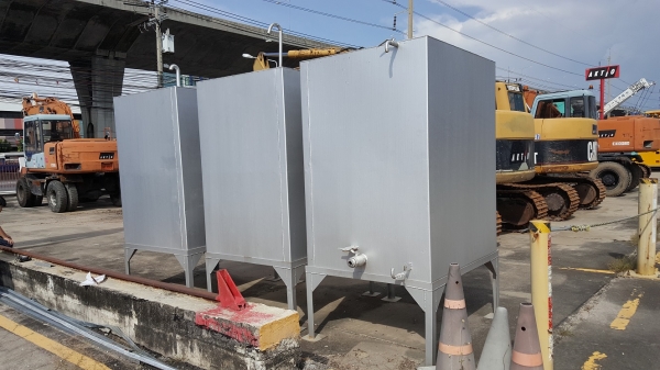 ถังน้ำมันไฮดรอลิค ขนาด 1800 ลิตรสภาพสวยๆ ถังน้ำมันไฮดรอลิค ขนาด 1800 ลิตรสภาพสวยๆ