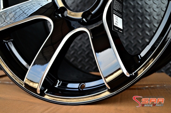 ล้อแม็กซ์ RT-CONCAVE ขอบ18X9 นิ้ว วงละ 6,500 บาท ล้อแม็กซ์ RT-CONCAVE ขอบ18X9 นิ้ว วงละ 6,500 บาท