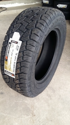 ขายยางใหม่ปี17 hankook ra33 265/60r18  โทรสอบถามก่อนเข้ามาได้ครับ 081-3747940