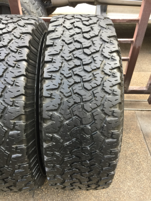 ยาง All BF Goodrich 285 70 17 ปลายปี13 ดอกเต็ม ใช้ยาว ราคาไม่แพง ยาง All BF Goodrich 285 70 17 ปลายปี13 ดอกเต็ม ใช้ยาว ราคาไม่แพง