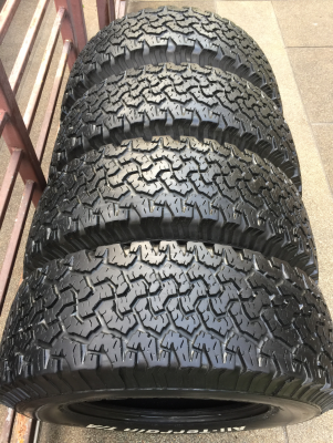 ยาง All BF Goodrich 285 70 17 ปลายปี13 ดอกเต็ม ใช้ยาว ราคาไม่แพง ยาง All BF Goodrich 285 70 17 ปลายปี13 ดอกเต็ม ใช้ยาว ราคาไม่แพง